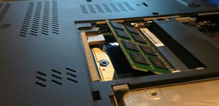 Alt: Hình ảnh minh họa cách nâng cấp RAM máy tính.