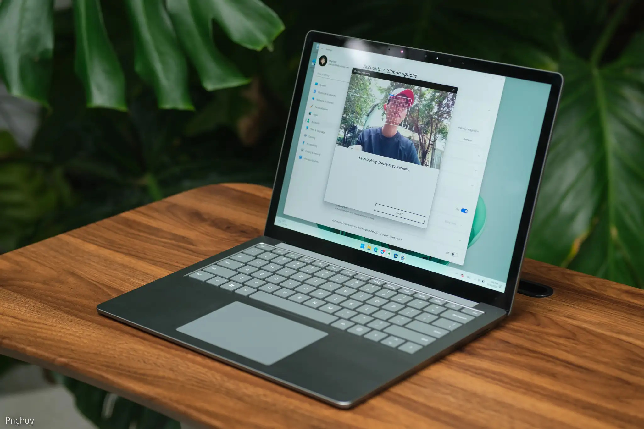 Laptop Microsoft Surface Laptop 5: Thiết kế mỏng nhẹ, hiện đại, tối ưu năng suất